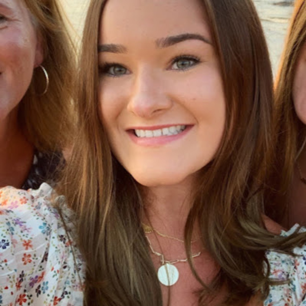 Meet your Posher, Lauren
